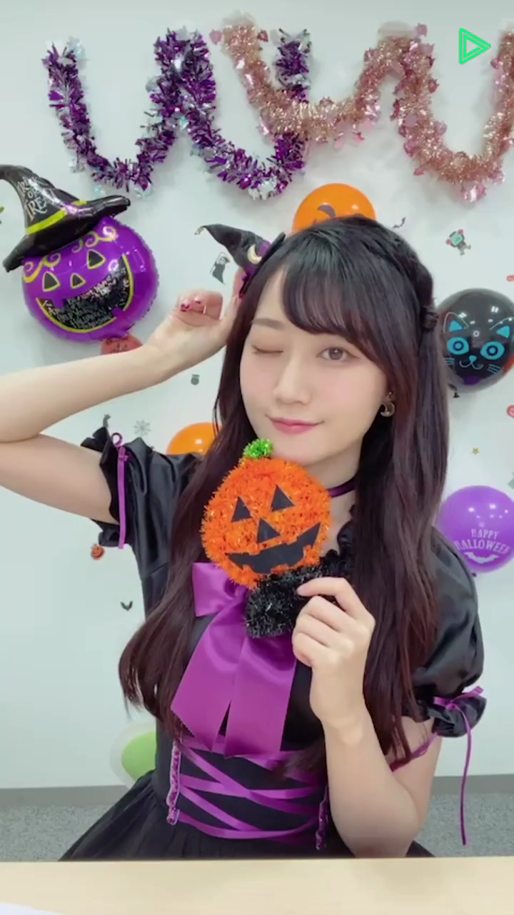 小倉唯さんのハロウィンコスがかわいすぎた Line Live ハロウィン特番 キャプ画像と感想 Twitterアニメ実況民のブログ
