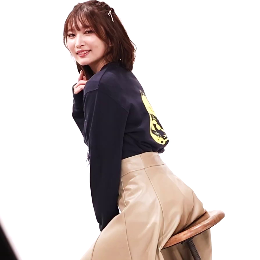 紫月杏朱彩さんの顔と美脚と大きな膨らみが良すぎた「LIVERTINE