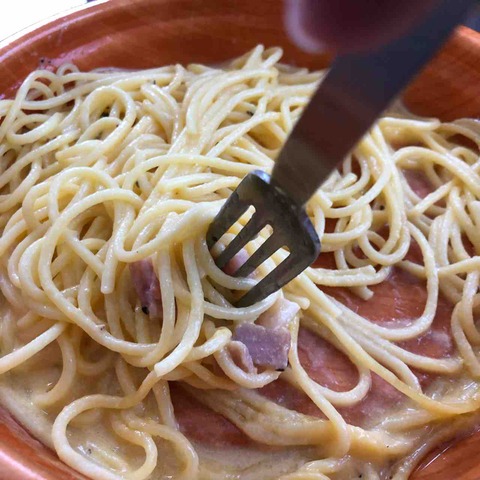 セブン ローソン ファミマ 各コンビニのカルボナーラを食べ比べしてみた 総カロリー1643kcal 旧 休日はだいたい家にいます