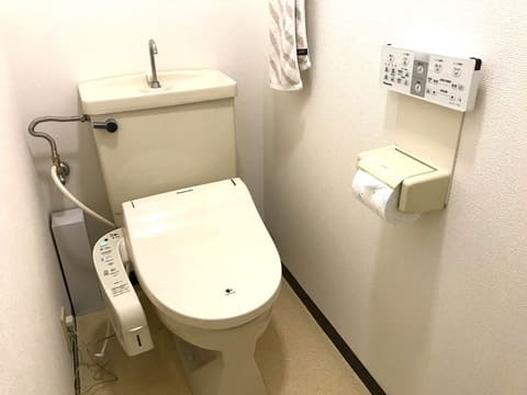 【朗報】ウォシュレット使わない女子、多数発覚ｗｗ