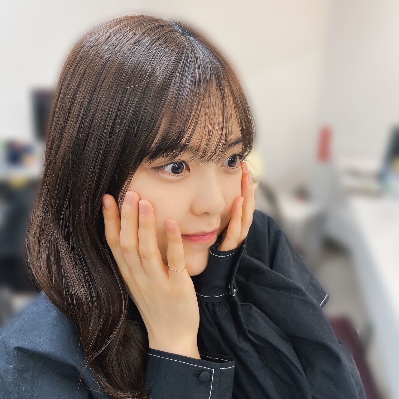 平手友梨奈 アイコラ　まんこ 