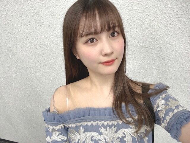 【中村麗乃】美人すぎww肩ひもがいいねwww