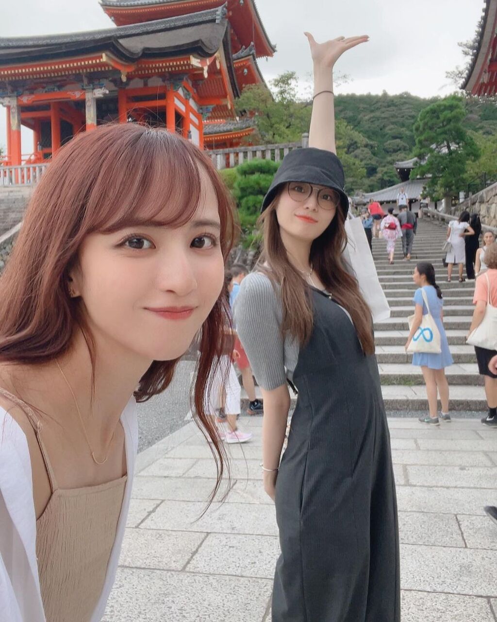 【乃木坂46】ガチでタワーかと思ったら梅の手だったｗｗｗｗｗｗ