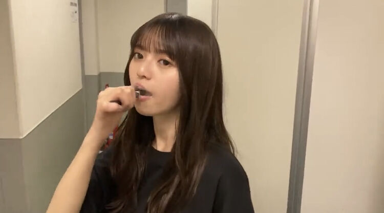 【乃木坂46】飛鳥ちゃんの背後にうっかり映った〇〇wwwwwwwwwwwww