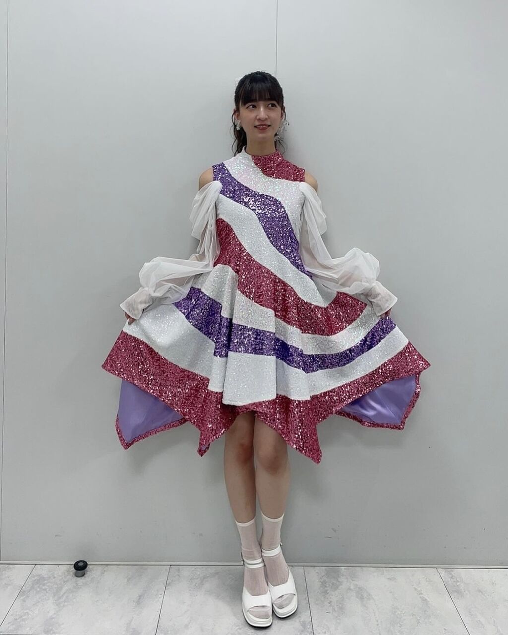 【乃木坂46】こう見るとあやてぃーの美脚もなかなかwwwwwww