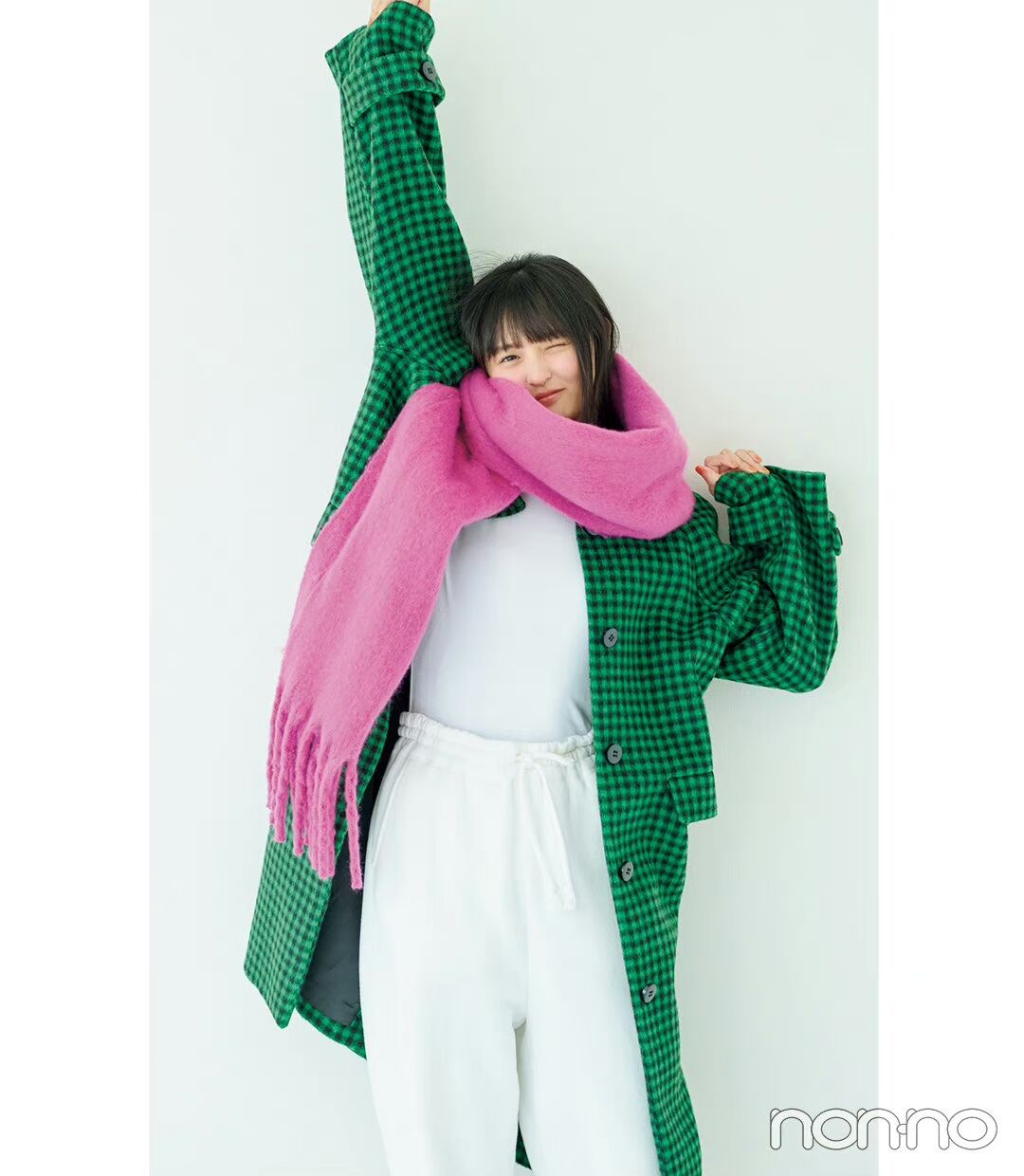 【乃木坂46】お尻の形がぷりぷりでまん丸なさくちゃん♡