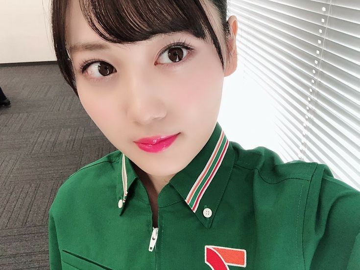 【山下美月】セブンイレブン制服、スカートが短いのがいいねwwwwwwwwwwwwwwwwwww