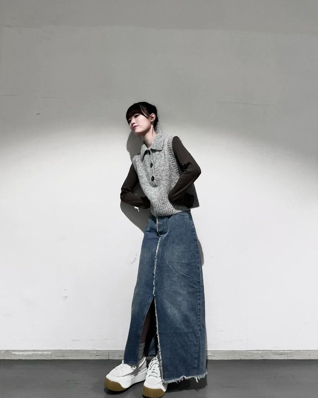 【乃木坂46】岩本蓮加、まったく見てくれないから生足見てやるｗｗｗｗｗ