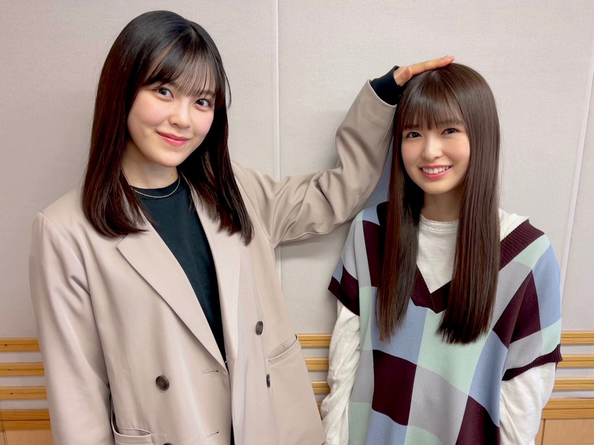 【小川彩】大人しく頭に手を置かれてるあーやが可愛すぎるwwwwwwwwwww