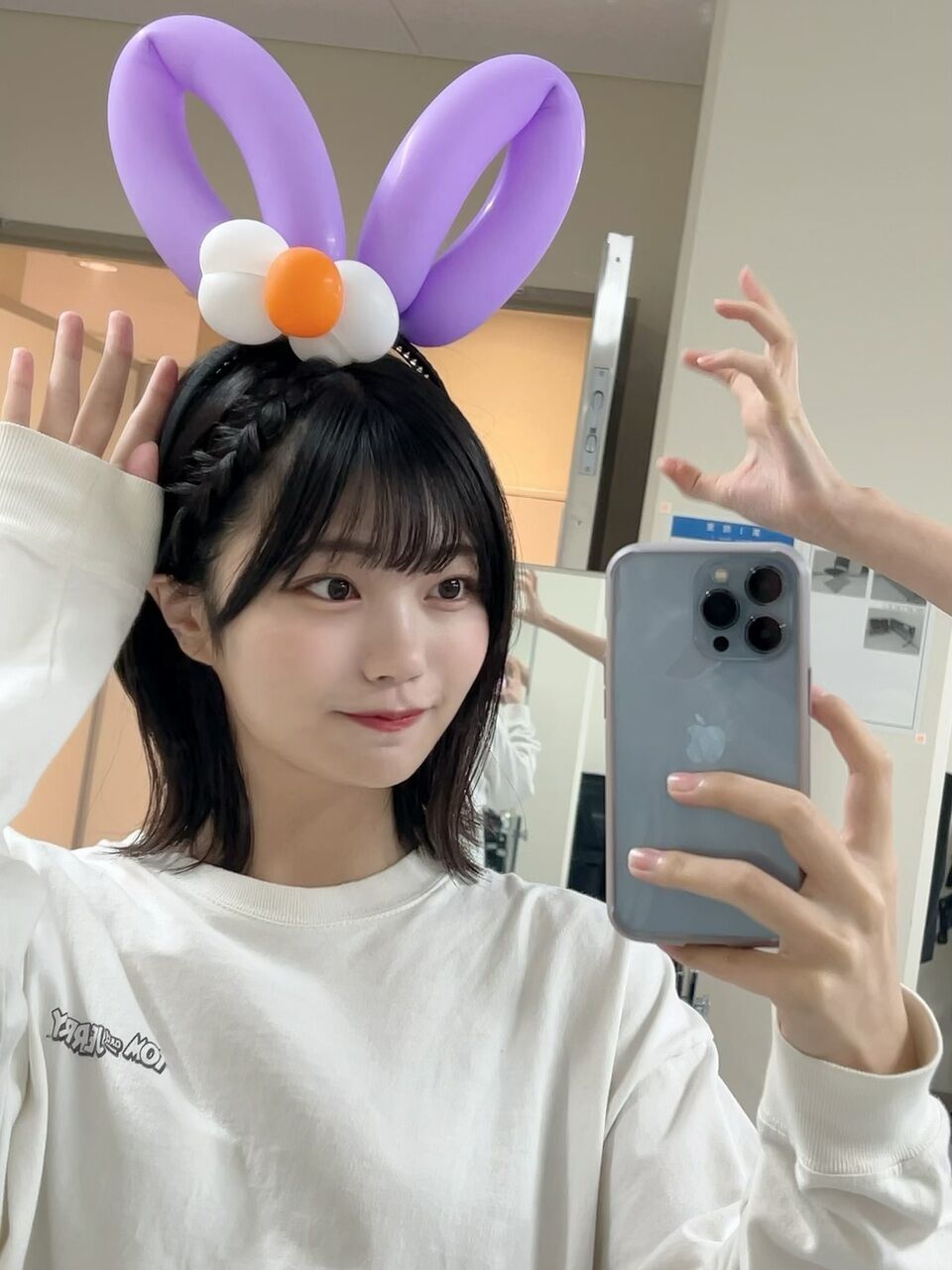 【乃木坂46】中西アルノ、散らかった部屋にて…