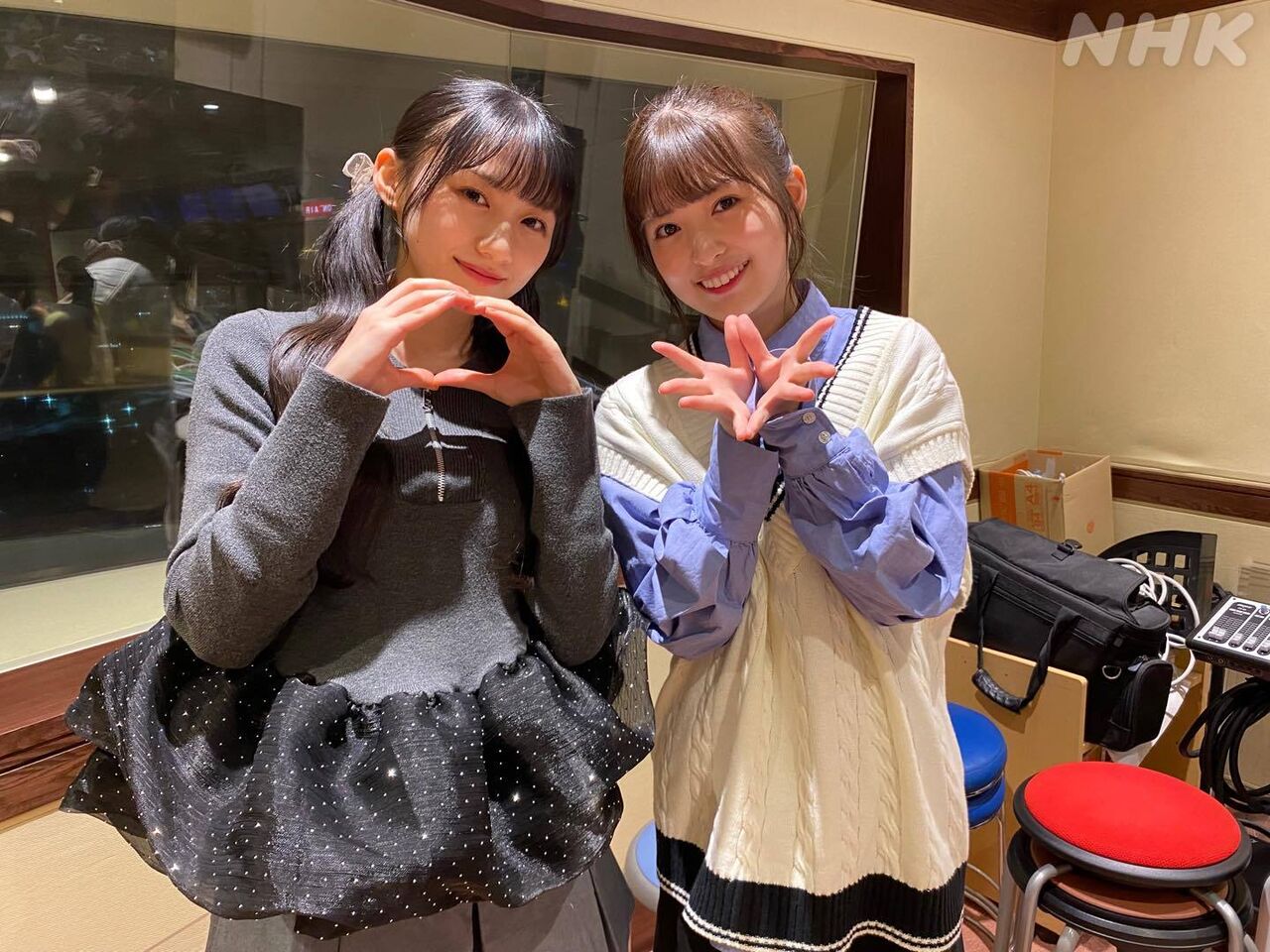 【乃木坂46】あーやさくたん「私たちのミニスカートはいかが?www」