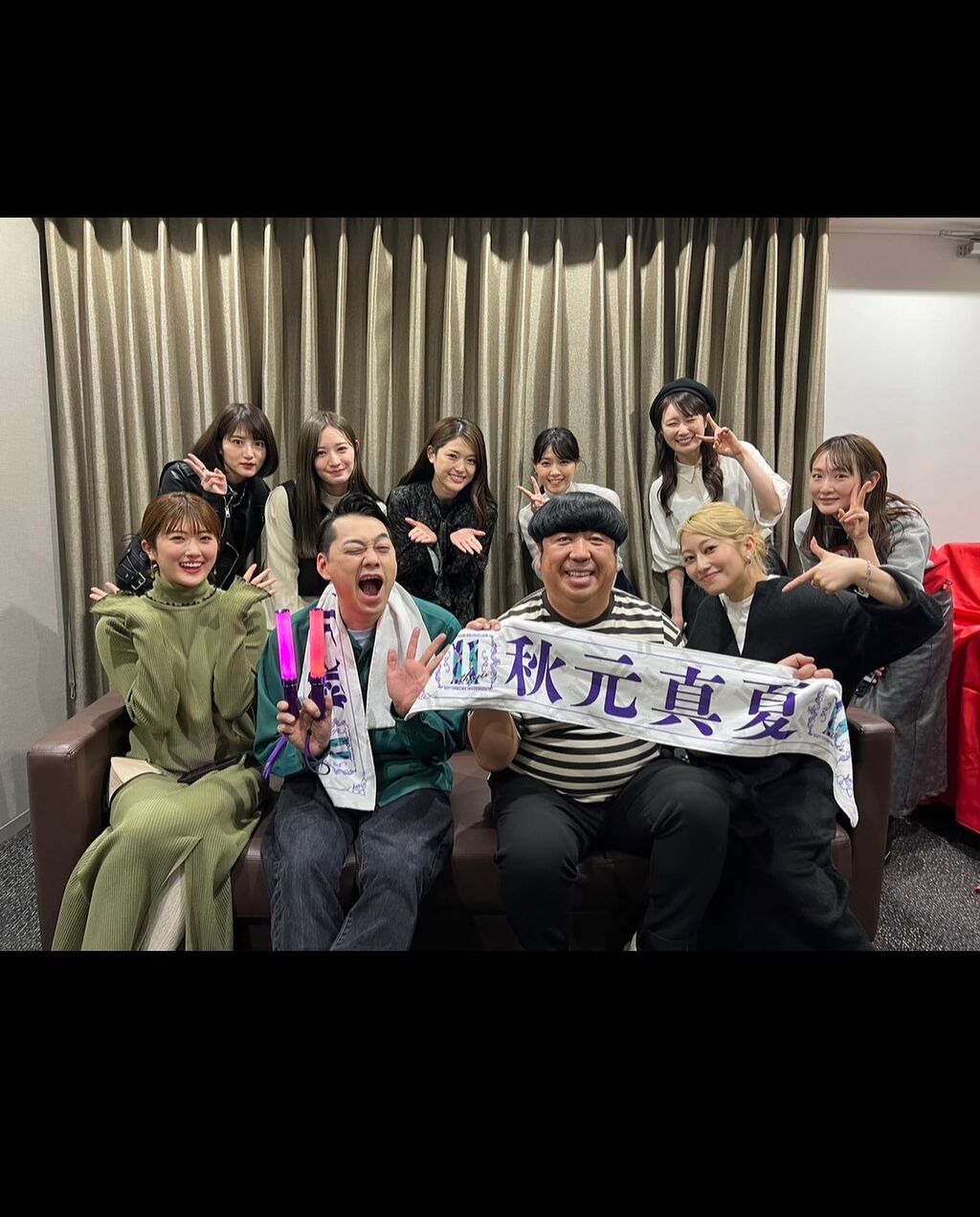 【乃木坂46】バナナマン日村さんの後ろにいる西野さんがヤバい顔してるwwwwwwwwwwwwwww