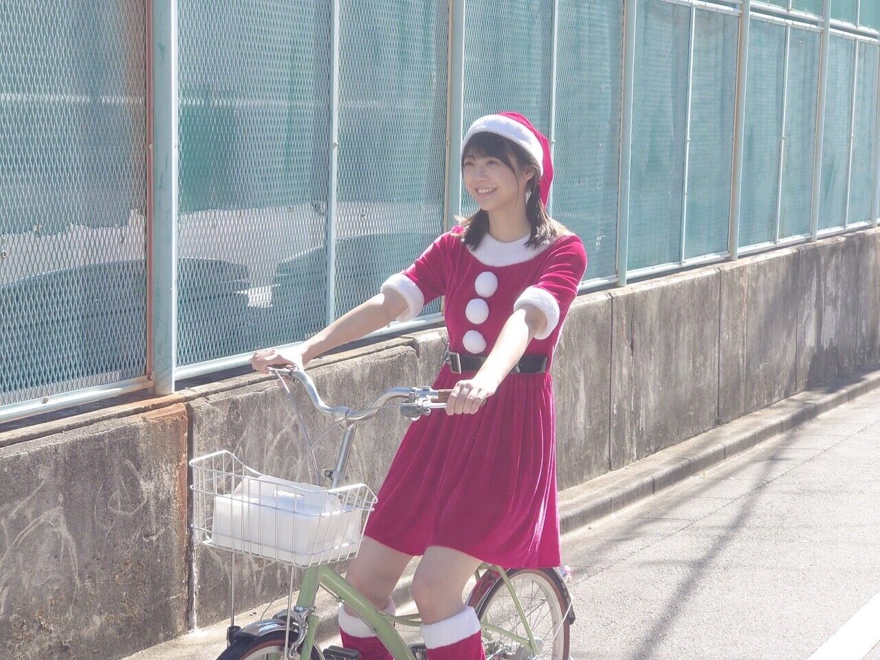 【乃木坂46】可愛すぎるサンタなおなおから欲しいプレゼントはアレしかないよなｗｗｗｗｗｗｗｗｗｗｗ