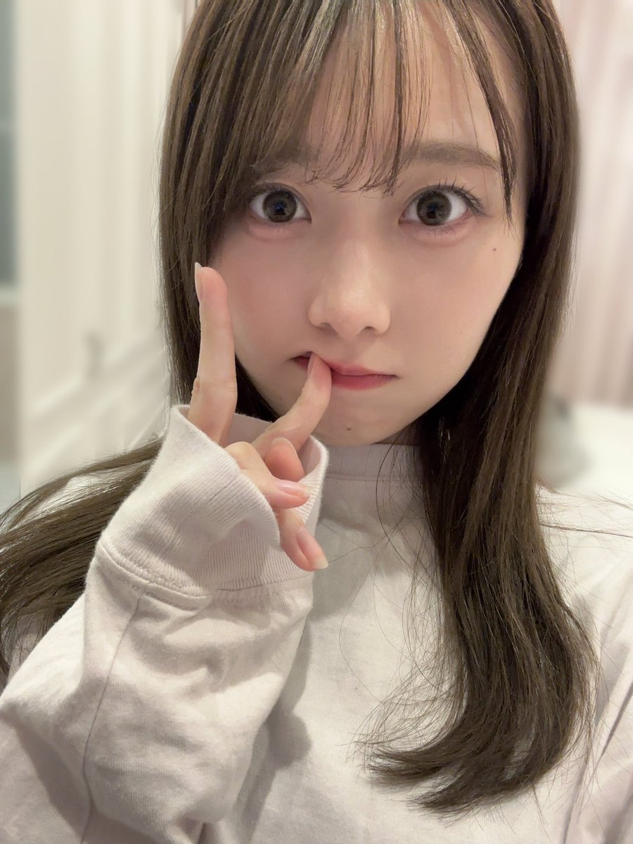 【乃木坂46】みっちゃん「あ、指が入っちゃった♡」