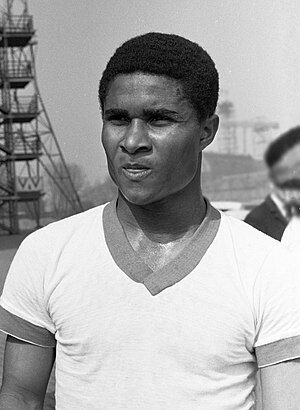 300px-Eusebio_(1963)