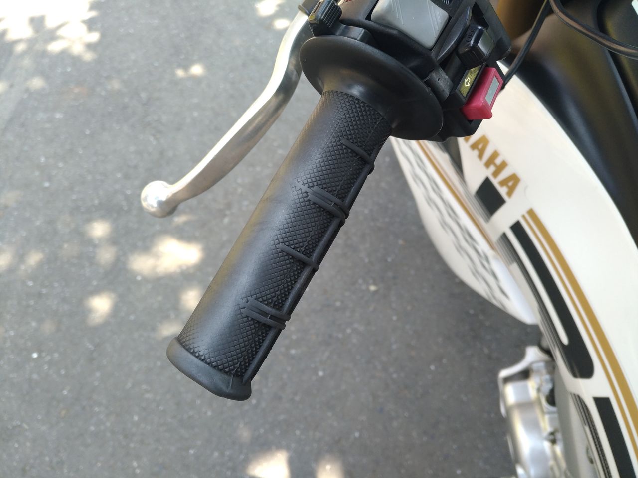 消耗品の交換 見た目も変わるので気分も一新 バイクで見てきた世界 消耗品の交換 見た目も変わるので気分も一新 バイクで見てきた世界