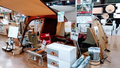 Wild1多摩店2Fテント