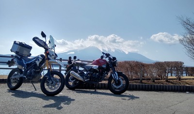 CB190SSとDトラ150SE