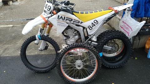 wr250rレース前