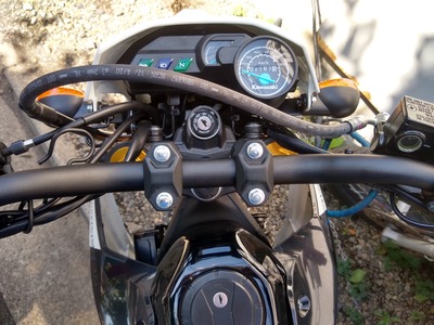 D-Tracker150SEハンドルポスト