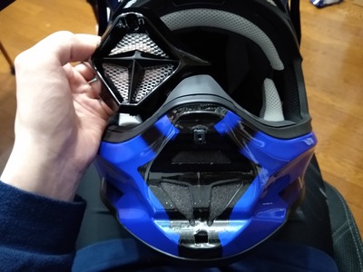 顎メッシュ取り外し