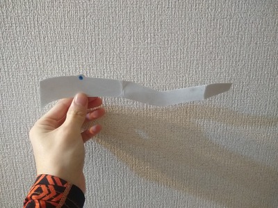 ブレーキペダル形状の画用紙みたいなもの