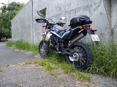 キャリア搭載Dトラッカー150写真