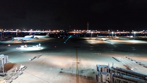 haneda airport 夜景