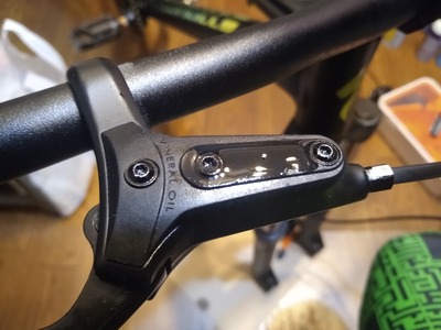 HDーM275エア抜き完了