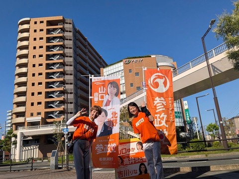 8FB41CCA-9415-4CE6-BF92-5182CBCB8CA1