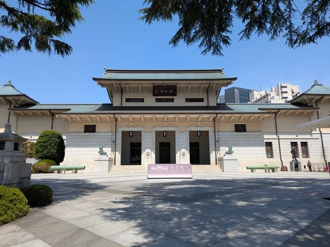 32B28128-36D3-47B2-B891-CD8E7362C73C