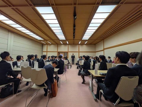 87744F25-E747-4A76-ACDE-D5A6351C6903