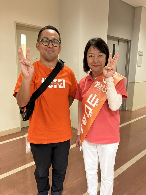 A1A08E7D-1318-4FBC-A0BB-13B0B012C480