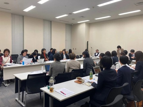 380078E0-48FD-4195-A5F9-EF93BAC27B7F