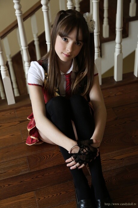 23