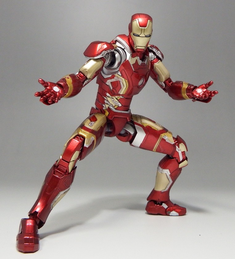S.H.フィギュアーツ「アイアンマン マーク43」 : 空想玩具シリーズ