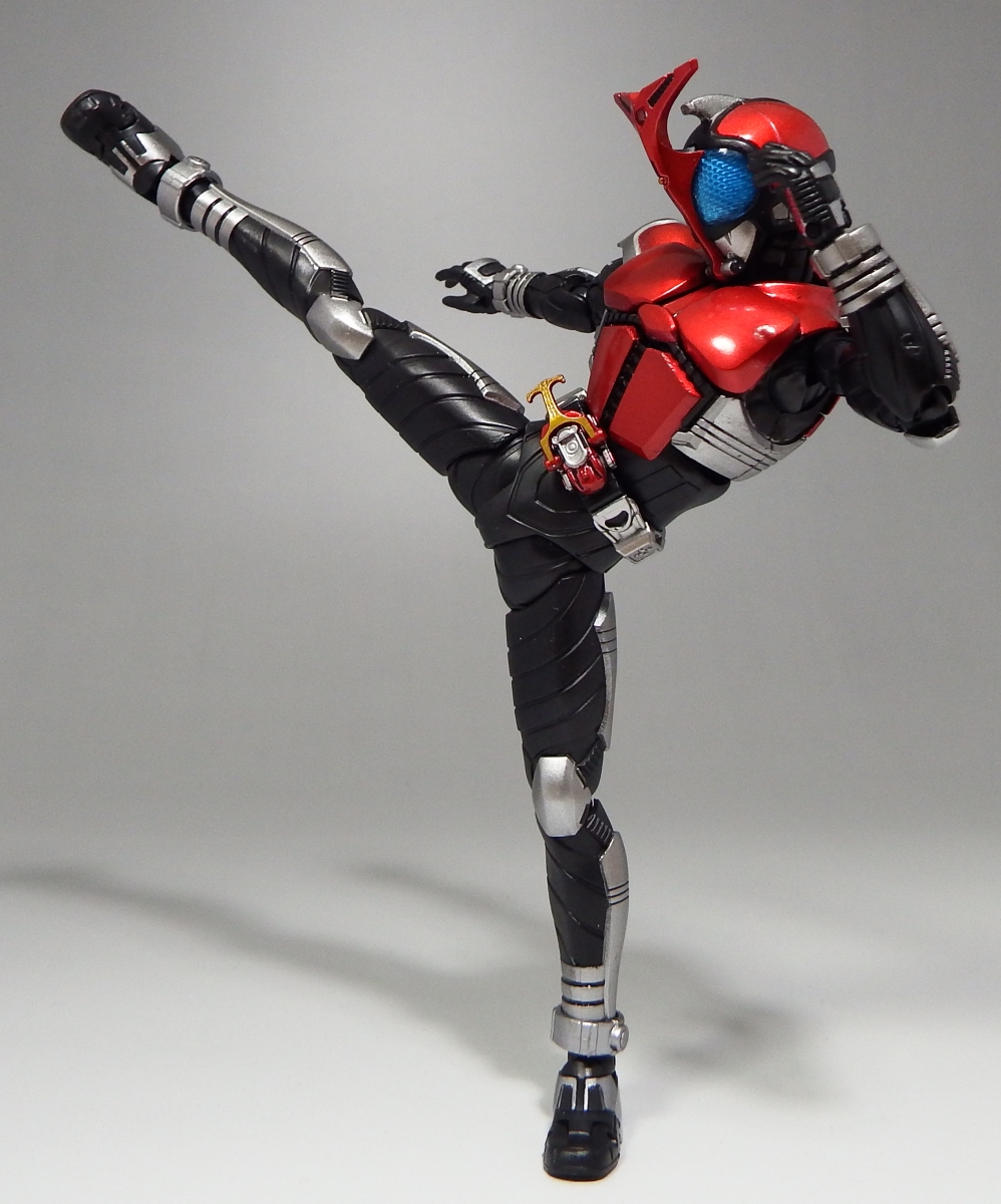 s.h.フィギュアーツ　仮面ライダーカブト S.H.Figuarts（真骨彫製法） 仮面ライダーカブト ライダー