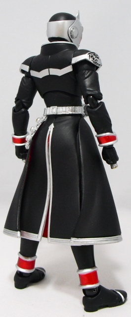 S.H.フィギュアーツ「仮面ライダーウィザード」 : 空想玩具シリーズ