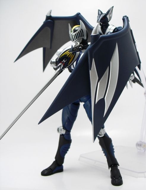 S H フィギュアーツ 仮面ライダーナイト ダークウィング 空想玩具シリーズ S H フィギュアーツ 仮面ライダーナイト ダークウィング 空想玩具シリーズ