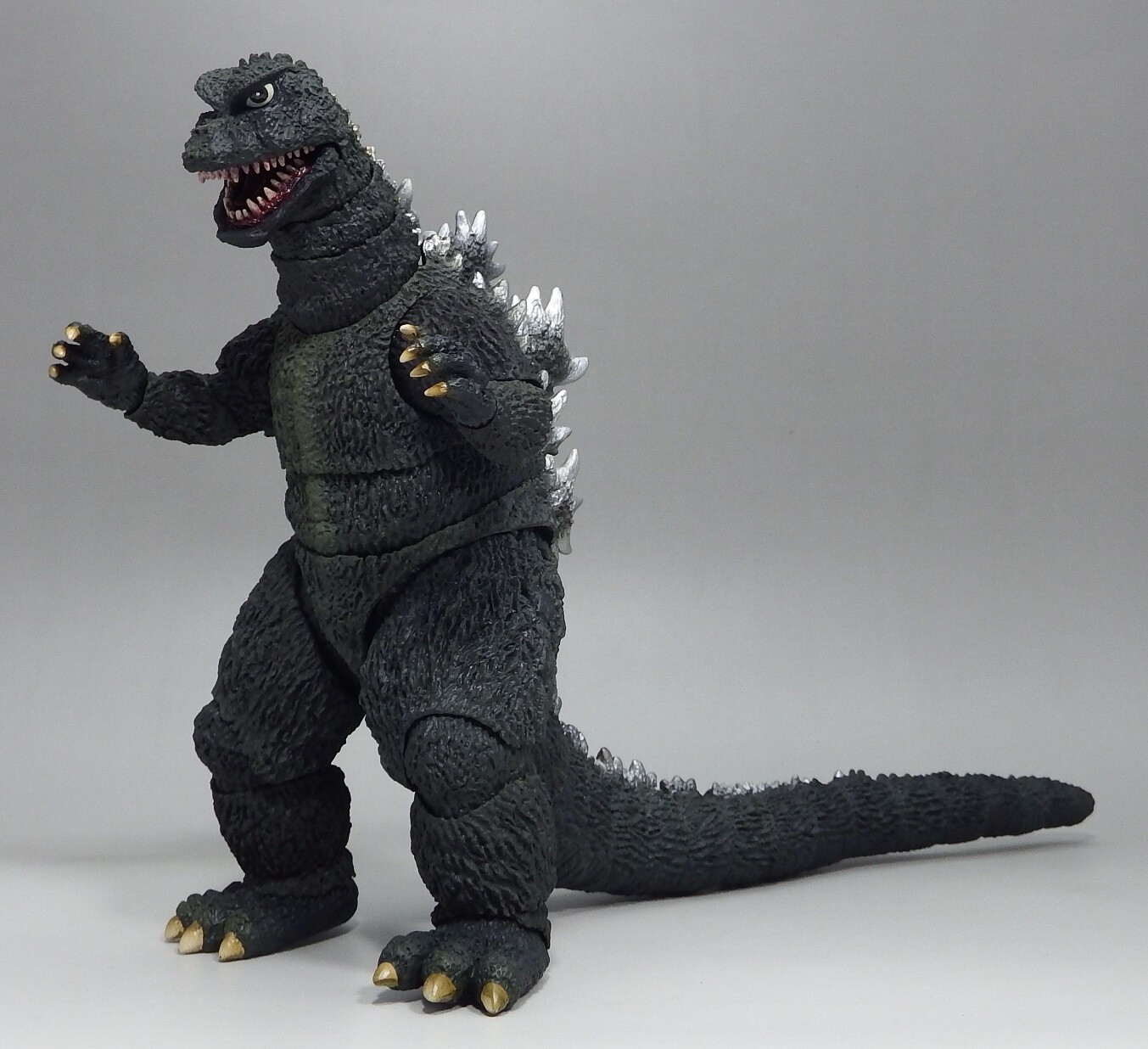 新品　S.H.モンスターアーツ MonsterArts ゴジラ (1972) S.H.MonsterArts GODZILLA [1972] | TAMASHII WEB