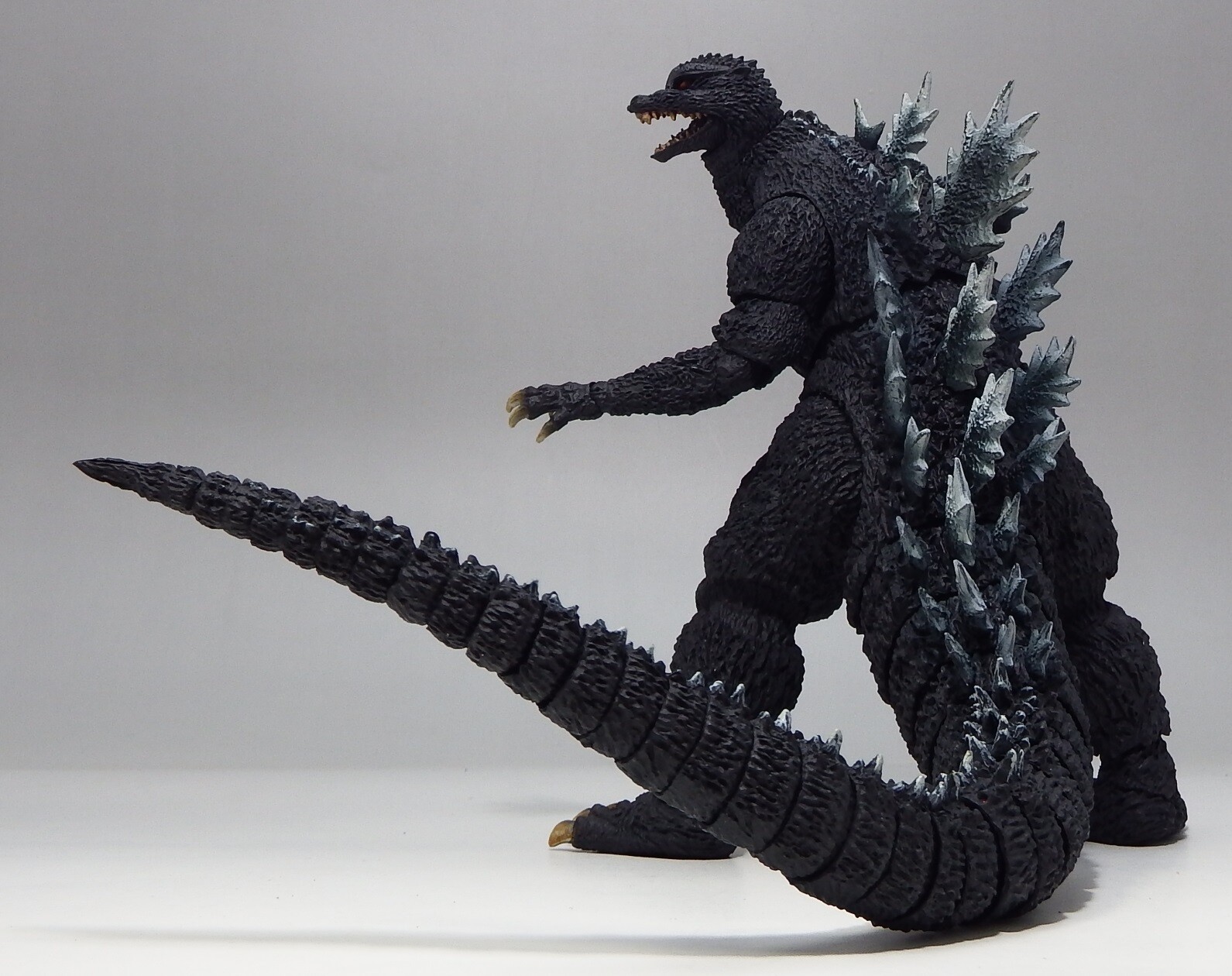 S.H.モンスターアーツ「ゴジラ2004」 : 空想玩具シリーズ