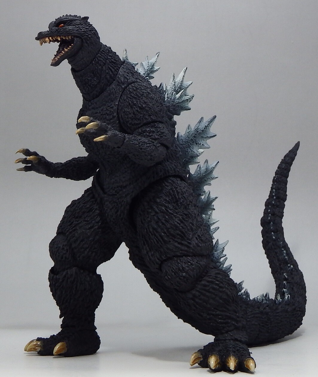 S.H.モンスターアーツ「ゴジラ2004」 : 空想玩具シリーズ