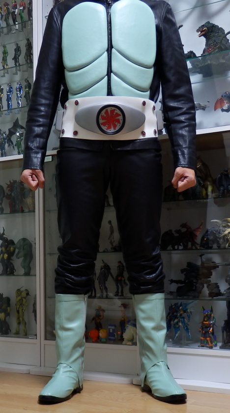 1/1「仮面ライダー旧1号」制作記4 : 空想玩具シリーズ 1/1「仮面ライダー旧1号」制作記4 : 空想玩具シリーズ