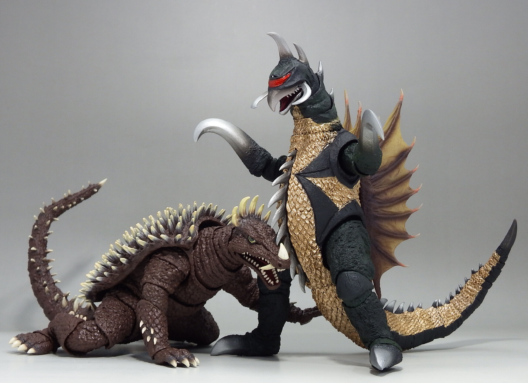 S.H.モンスターアーツ「アンギラス1972」 : 空想玩具シリーズ