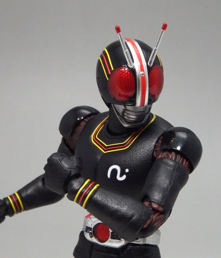 S.H.Figuarts 真骨彫製法 仮面ライダーBLACK シャドームーン