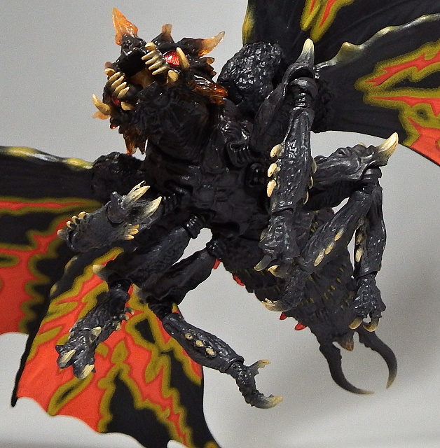 SHモンスターアーツ　バトラ Amazon.co.jp: バンダイ(BANDAI) S.H.モンスターアーツ バトラ