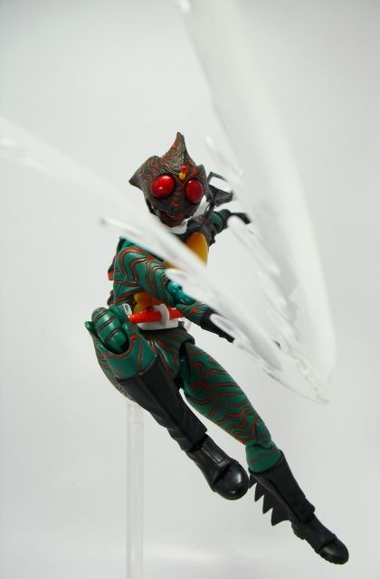 S H フィギュアーツ 仮面ライダーアマゾン 空想玩具シリーズ