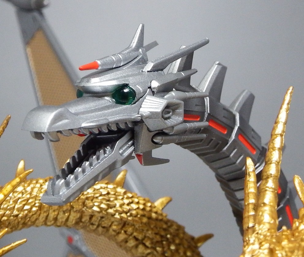 S.H.モンスターアーツ「メカキングギドラ」 : 空想玩具シリーズ S.H.モンスターアーツ「メカキングギドラ」 : 空想玩具シリーズ