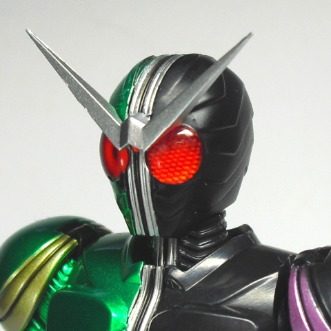 S.H.フィギュアーツ 仮面ライダーW ダブルシリーズ Amazon.co.jp: TAMASHII NATIONS S.H.フィギュアーツ 仮面ライダーW