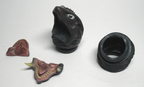 ツクダホビー 1/350 「ガメラ1996」製作記1 : 空想玩具シリーズ